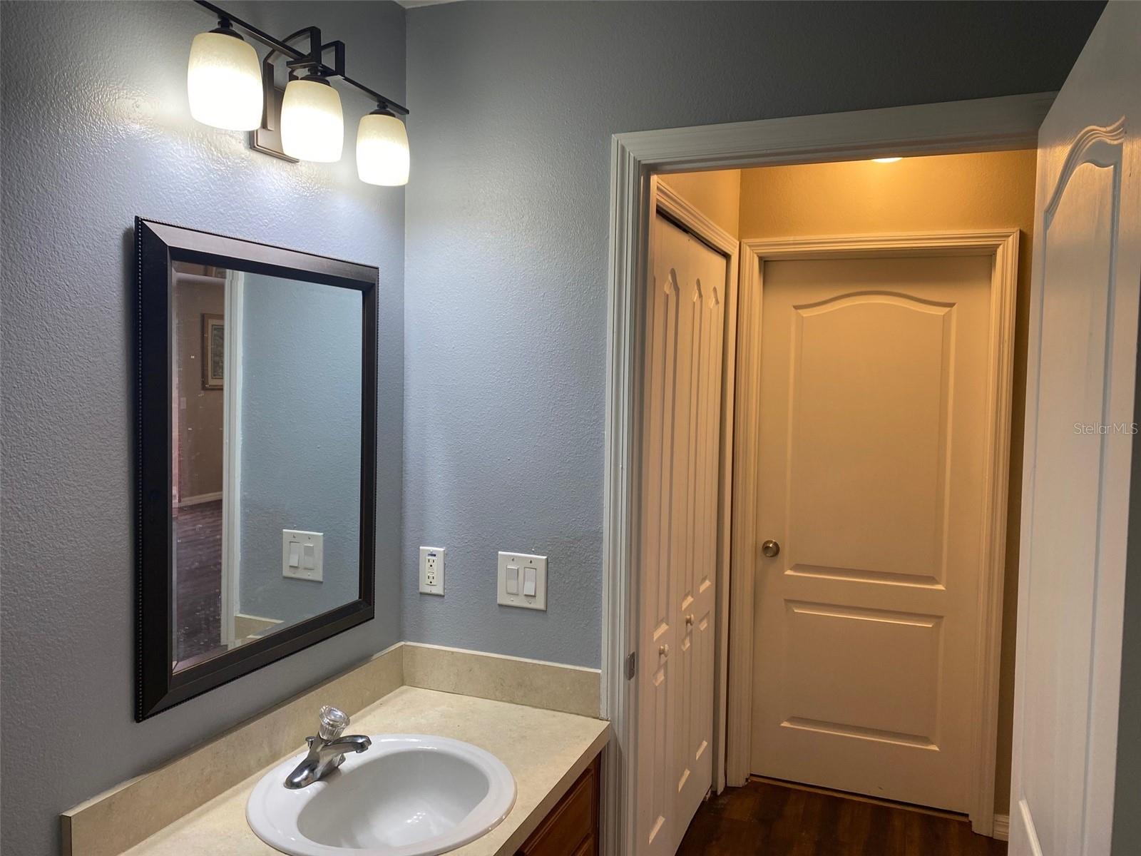 Image 23 of 31 For 4130 Orange Tree Court