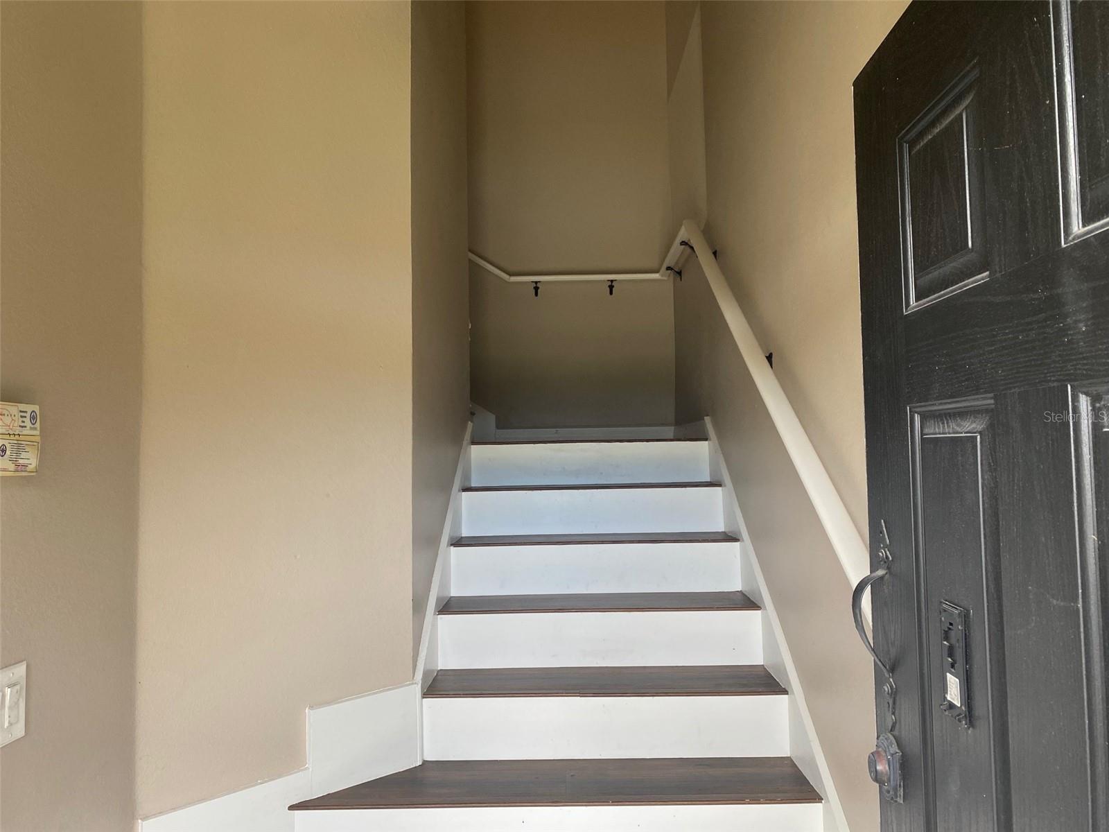 Image 5 of 31 For 4130 Orange Tree Court