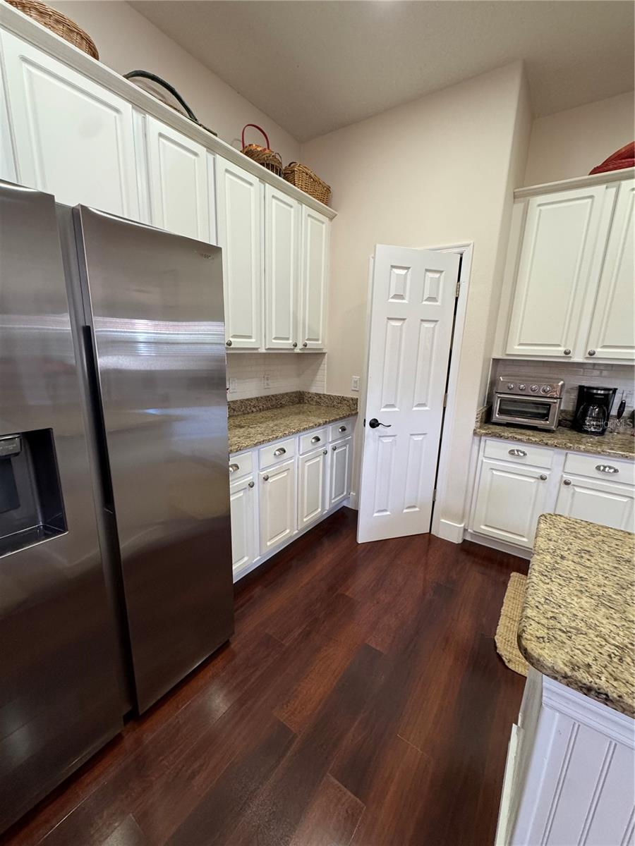 Image 19 of 83 For 1667 Shadowmoss Circle