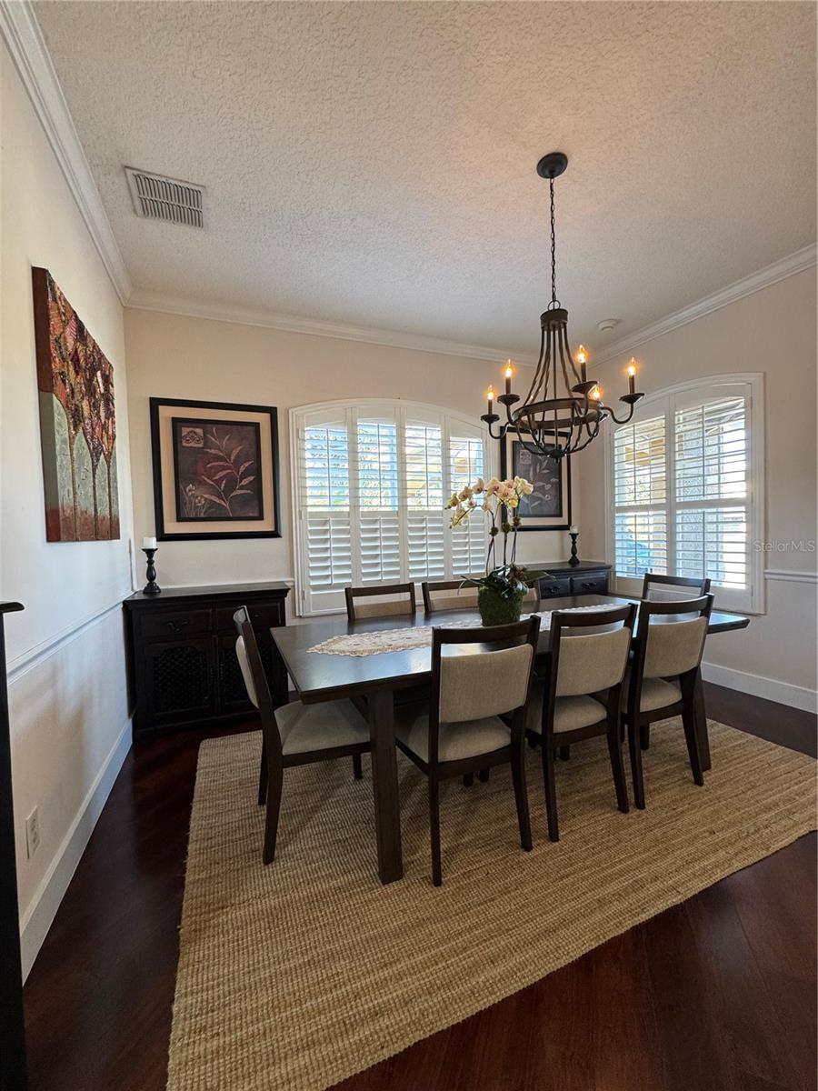 Image 28 of 83 For 1667 Shadowmoss Circle