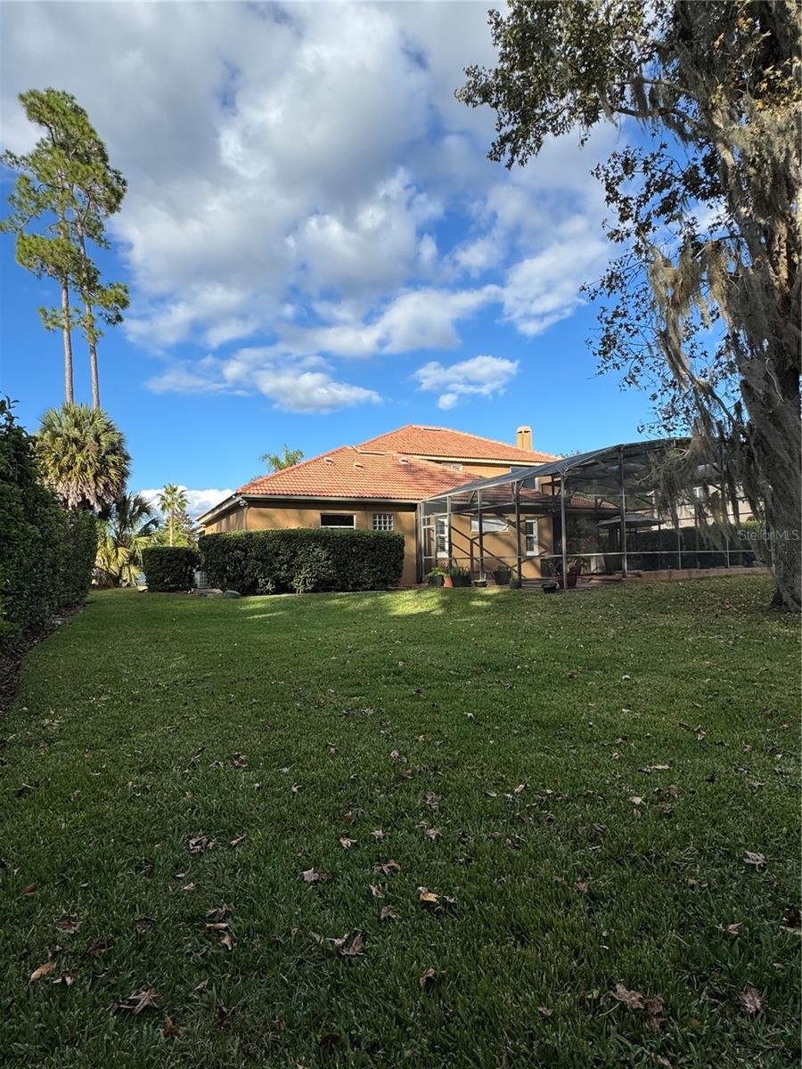 Image 44 of 83 For 1667 Shadowmoss Circle