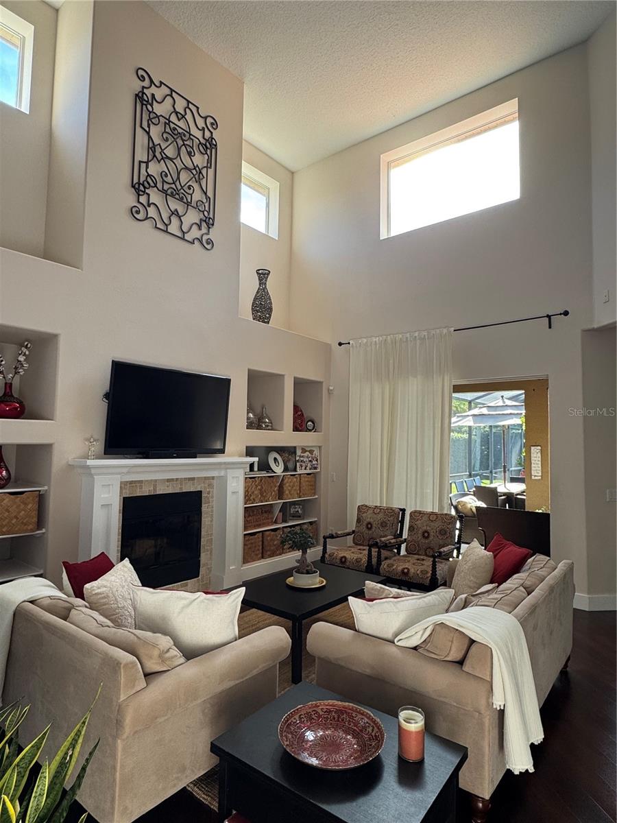 Image 52 of 83 For 1667 Shadowmoss Circle