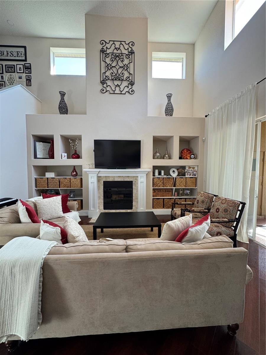 Image 55 of 83 For 1667 Shadowmoss Circle