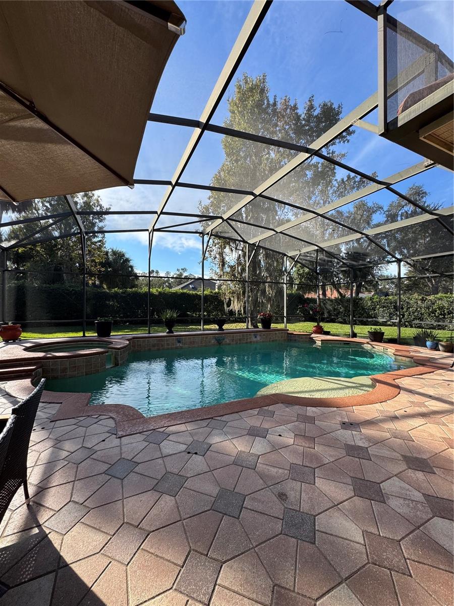 Image 79 of 83 For 1667 Shadowmoss Circle