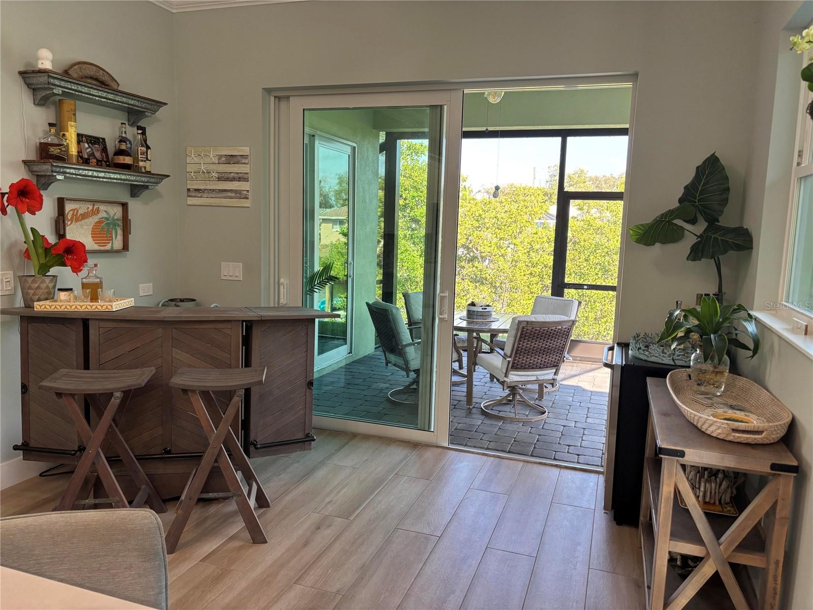 Image 19 of 39 For 805 30th Court E