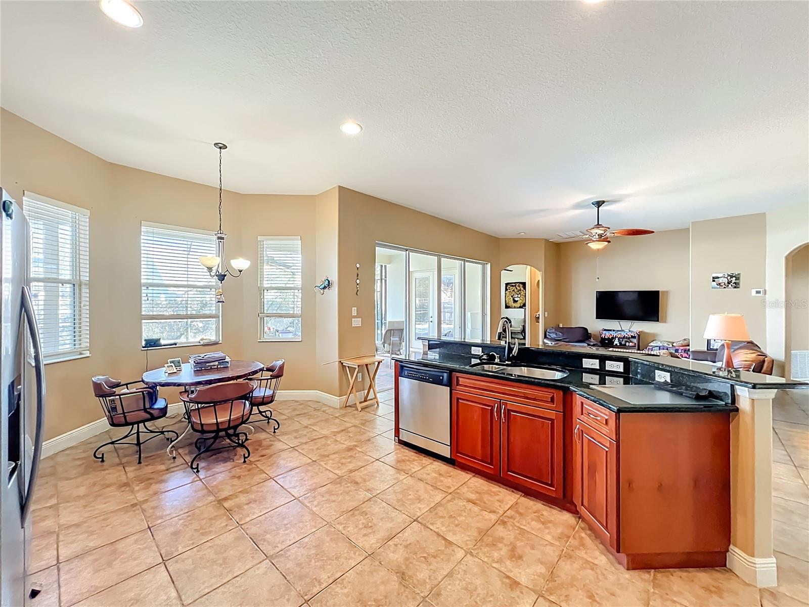 Image 14 of 61 For 14521 Mailer Boulevard