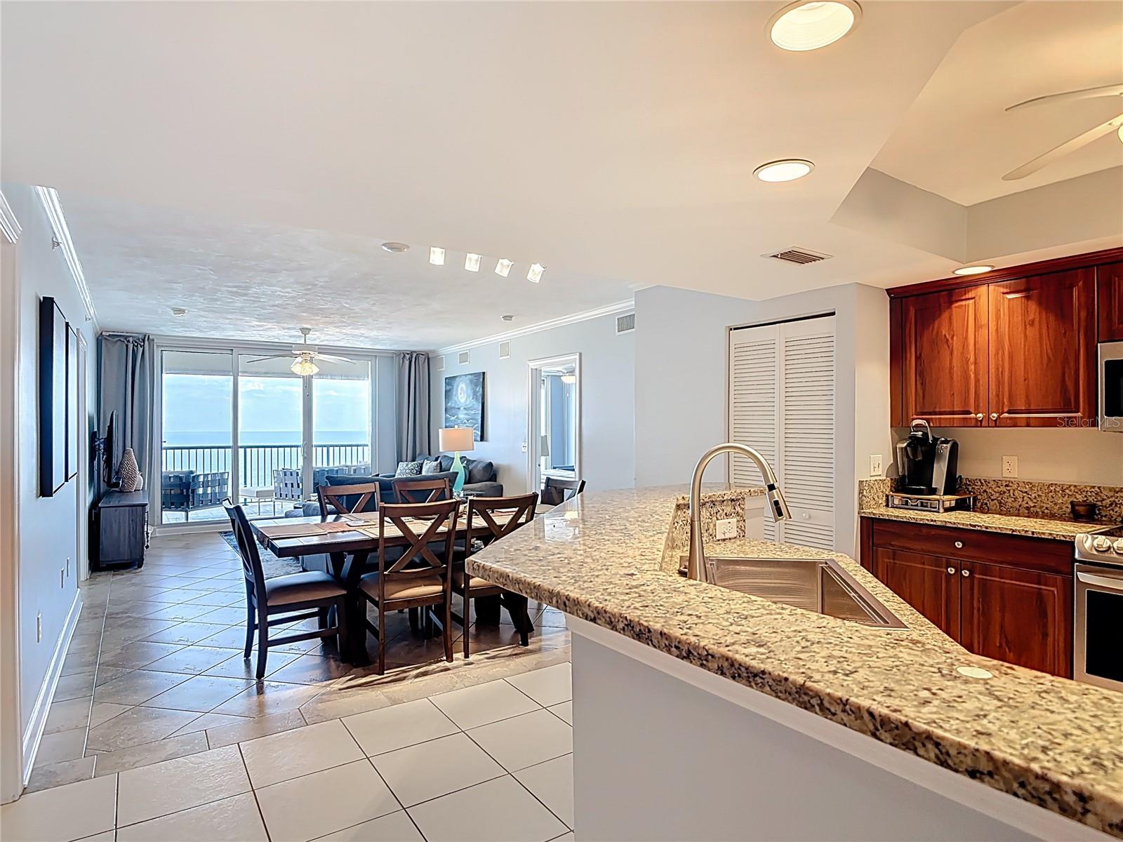 Image 12 of 63 For 3315 Atlantic Avenue 1806