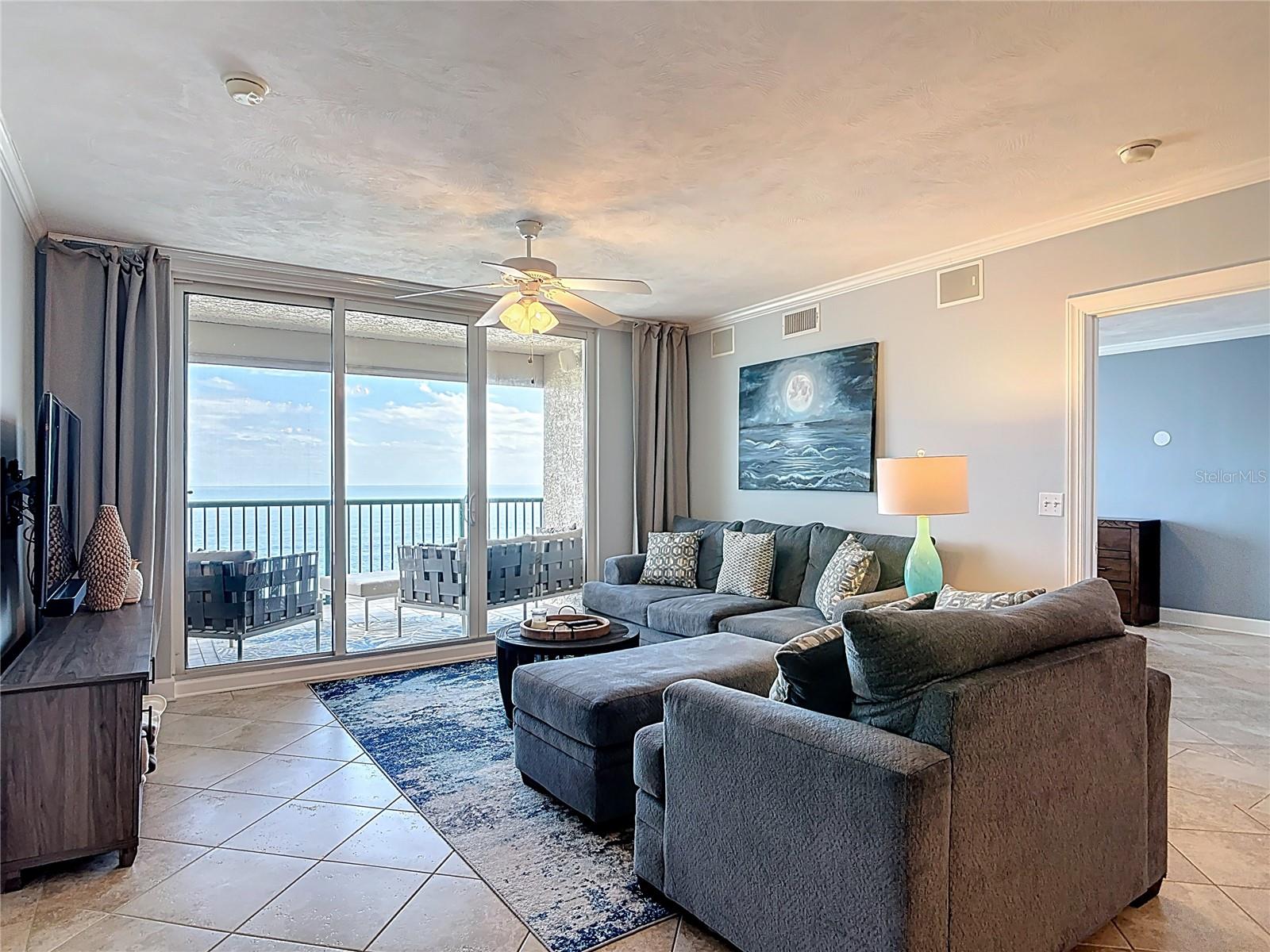 Image 18 of 63 For 3315 Atlantic Avenue 1806