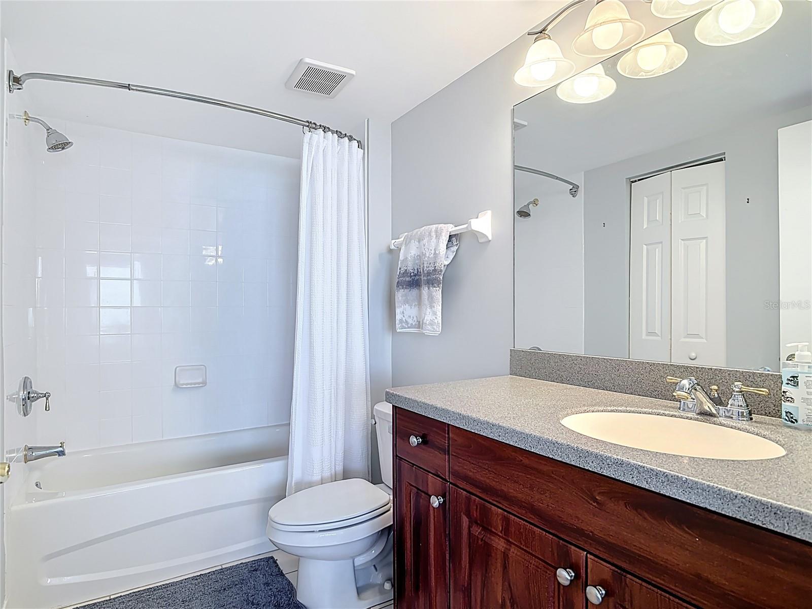 Image 32 of 63 For 3315 Atlantic Avenue 1806