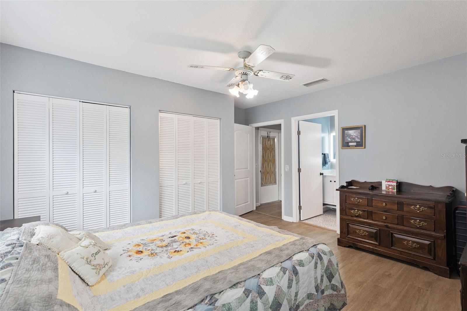 Image 11 of 25 For 622 Hewett Drive