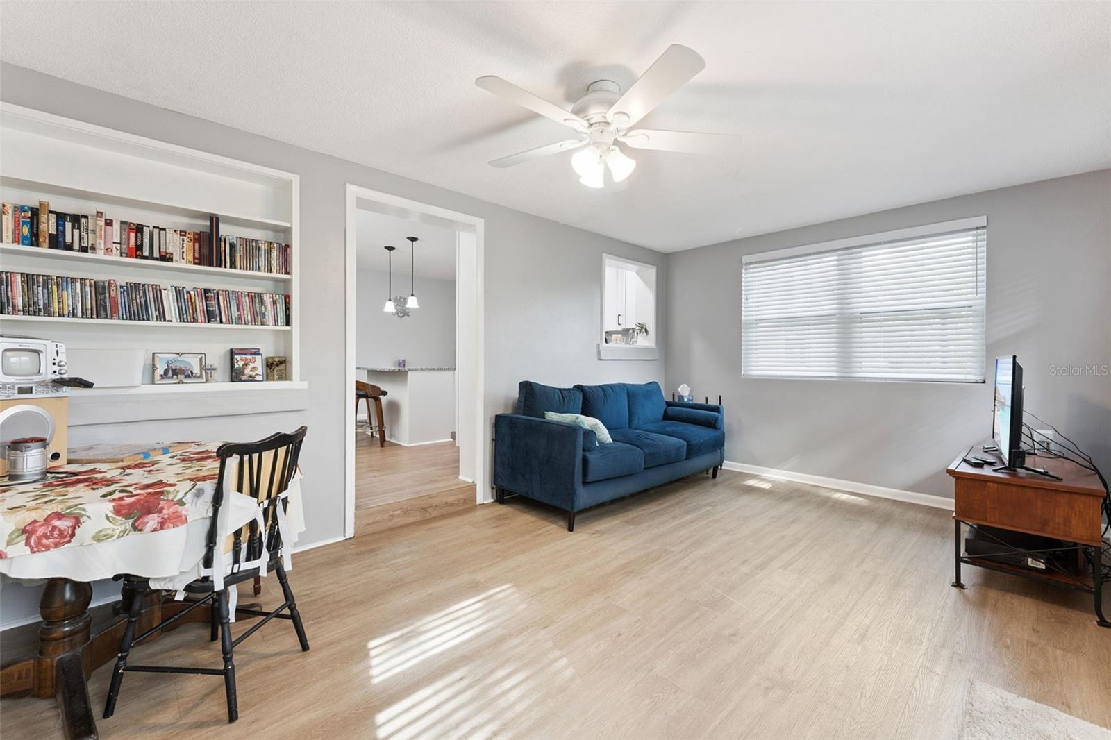 Image 18 of 25 For 622 Hewett Drive