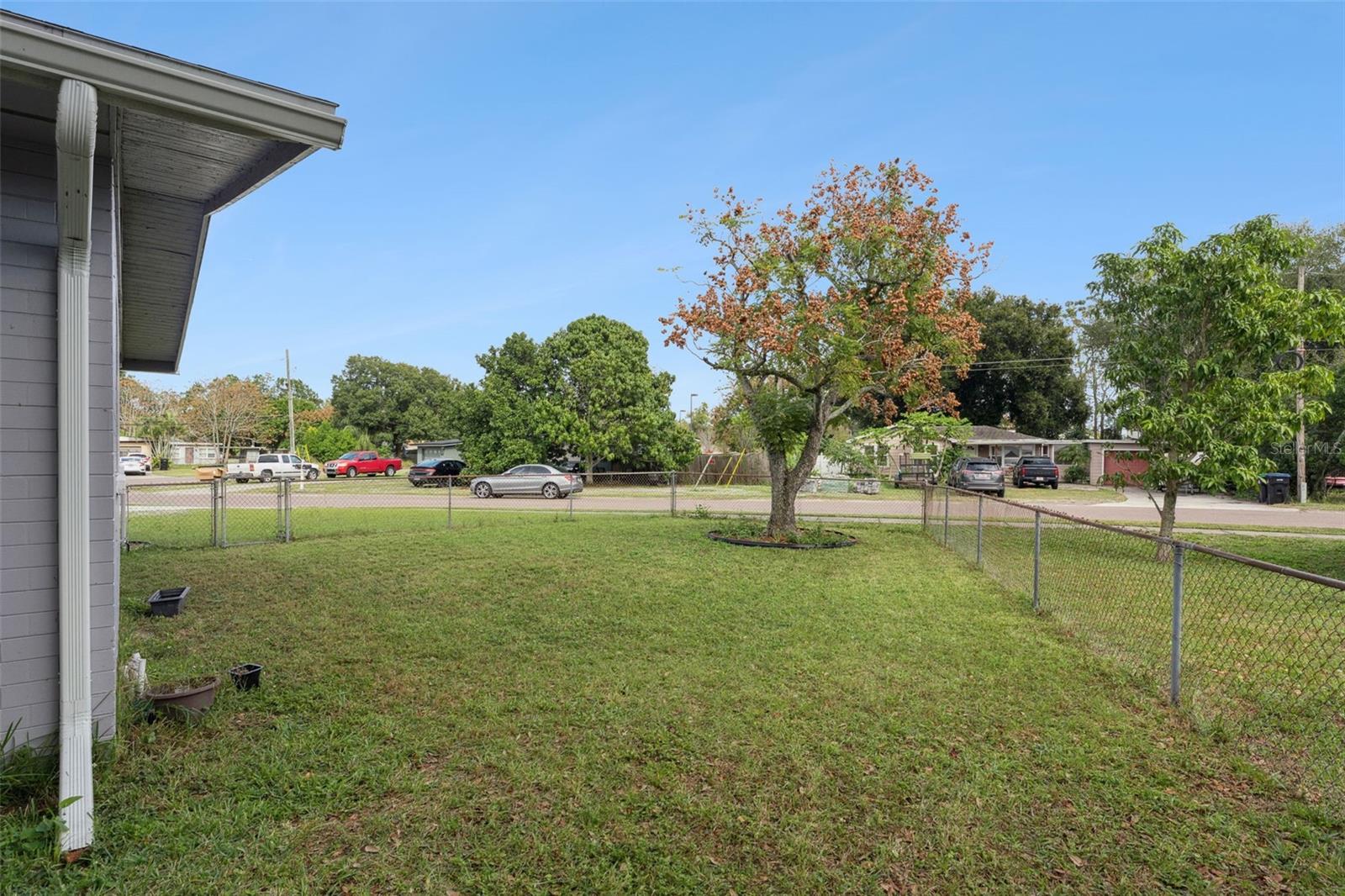 Image 22 of 25 For 622 Hewett Drive