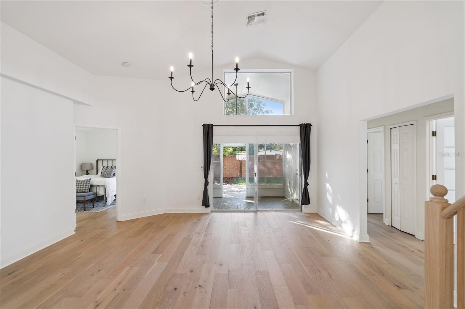 Image 19 of 51 For 3872 Lake Warren Drive