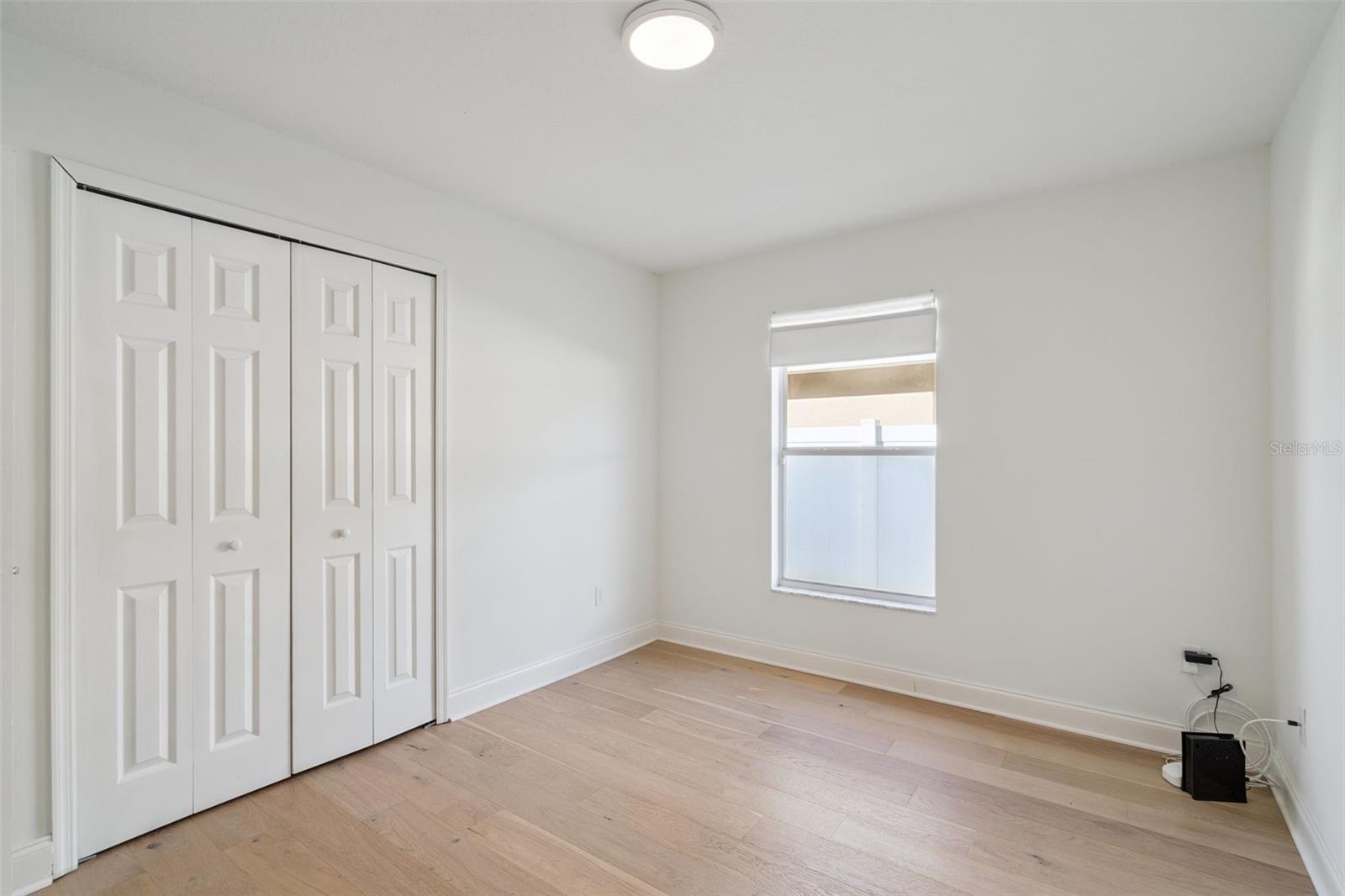 Image 28 of 51 For 3872 Lake Warren Drive