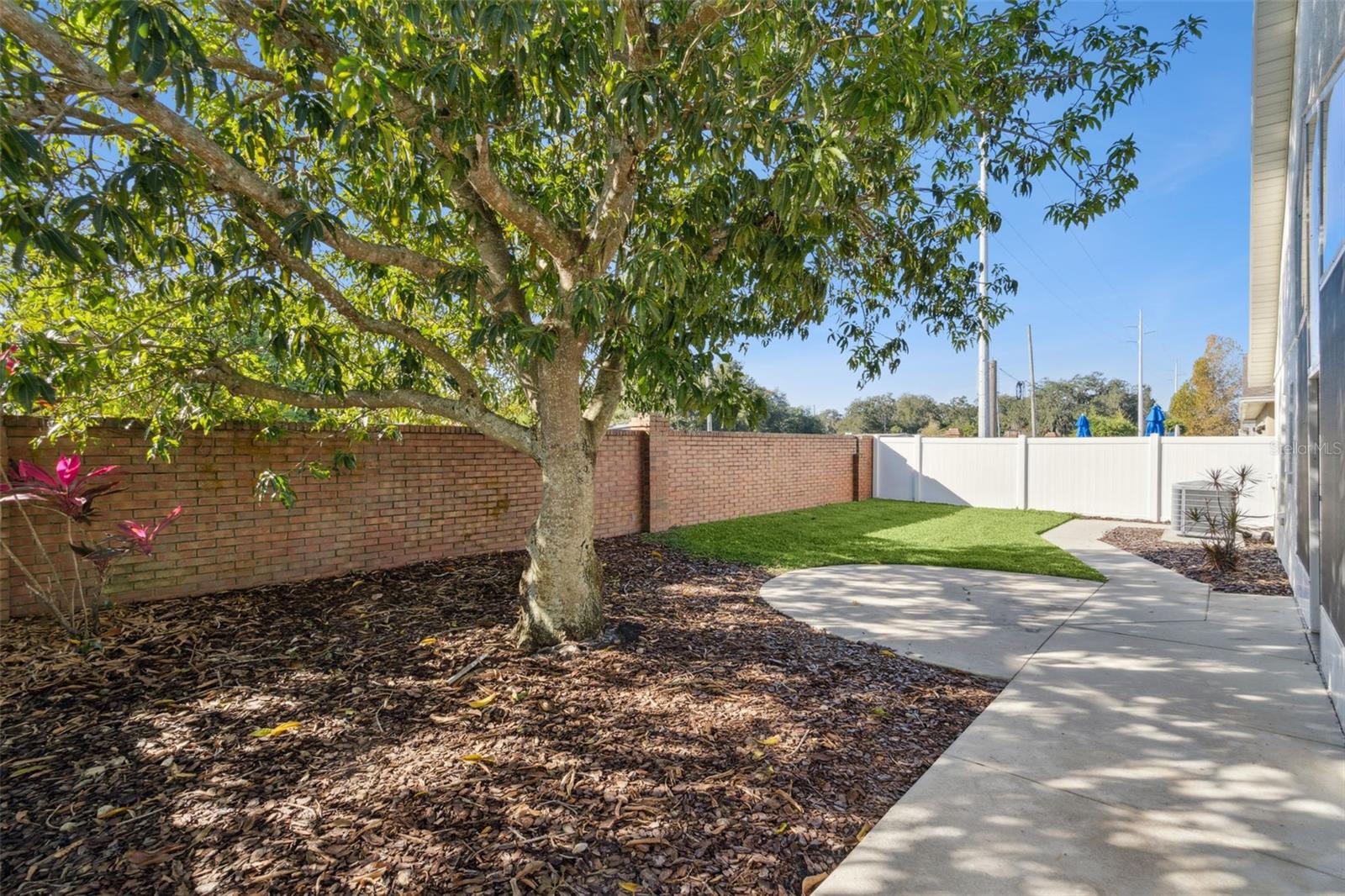 Image 38 of 51 For 3872 Lake Warren Drive