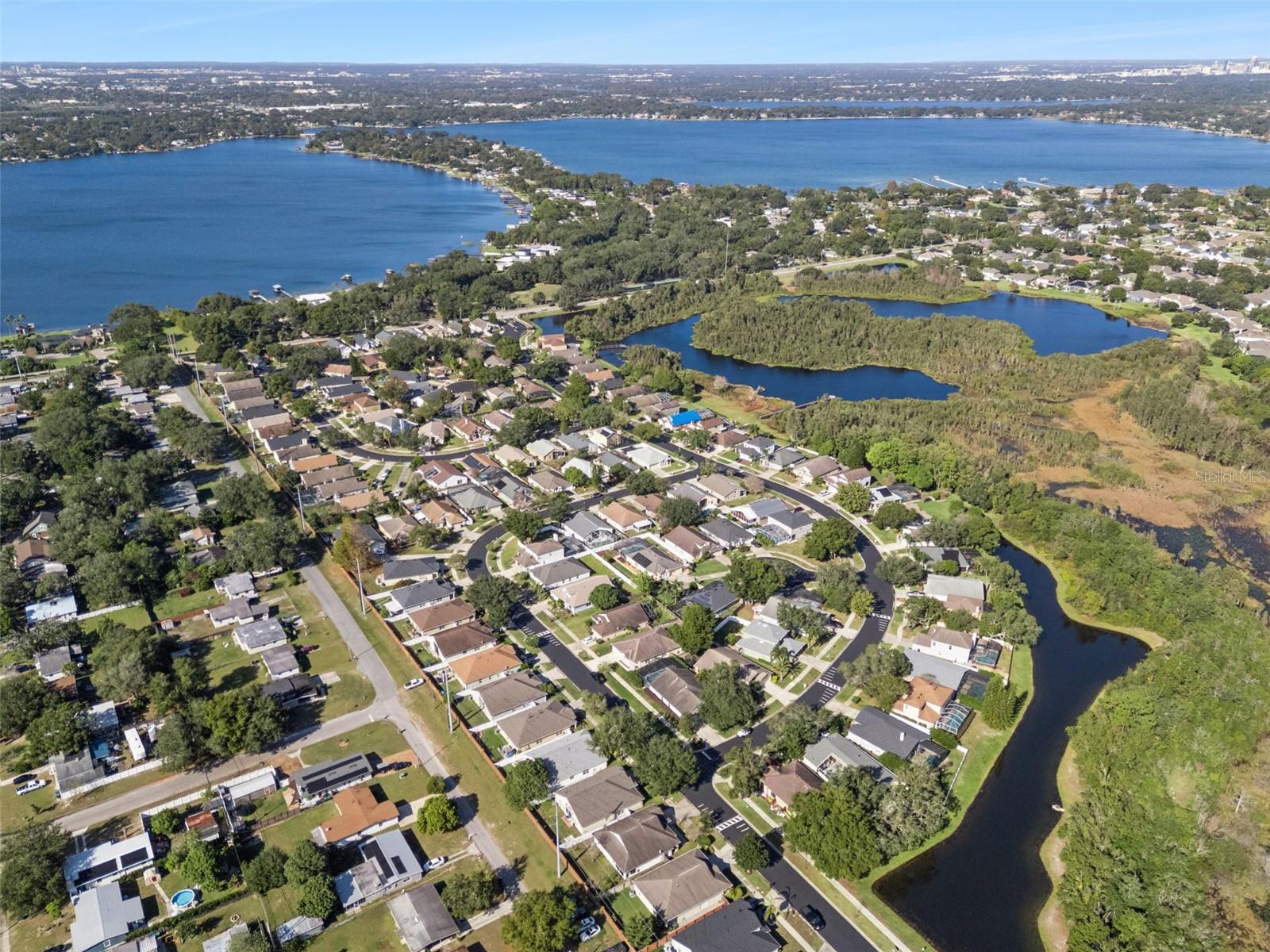 Image 43 of 51 For 3872 Lake Warren Drive