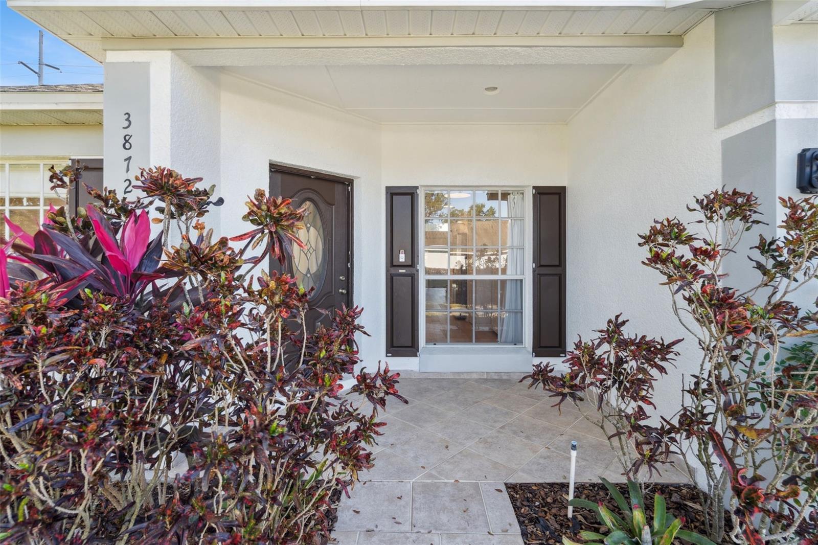 Image 6 of 51 For 3872 Lake Warren Drive