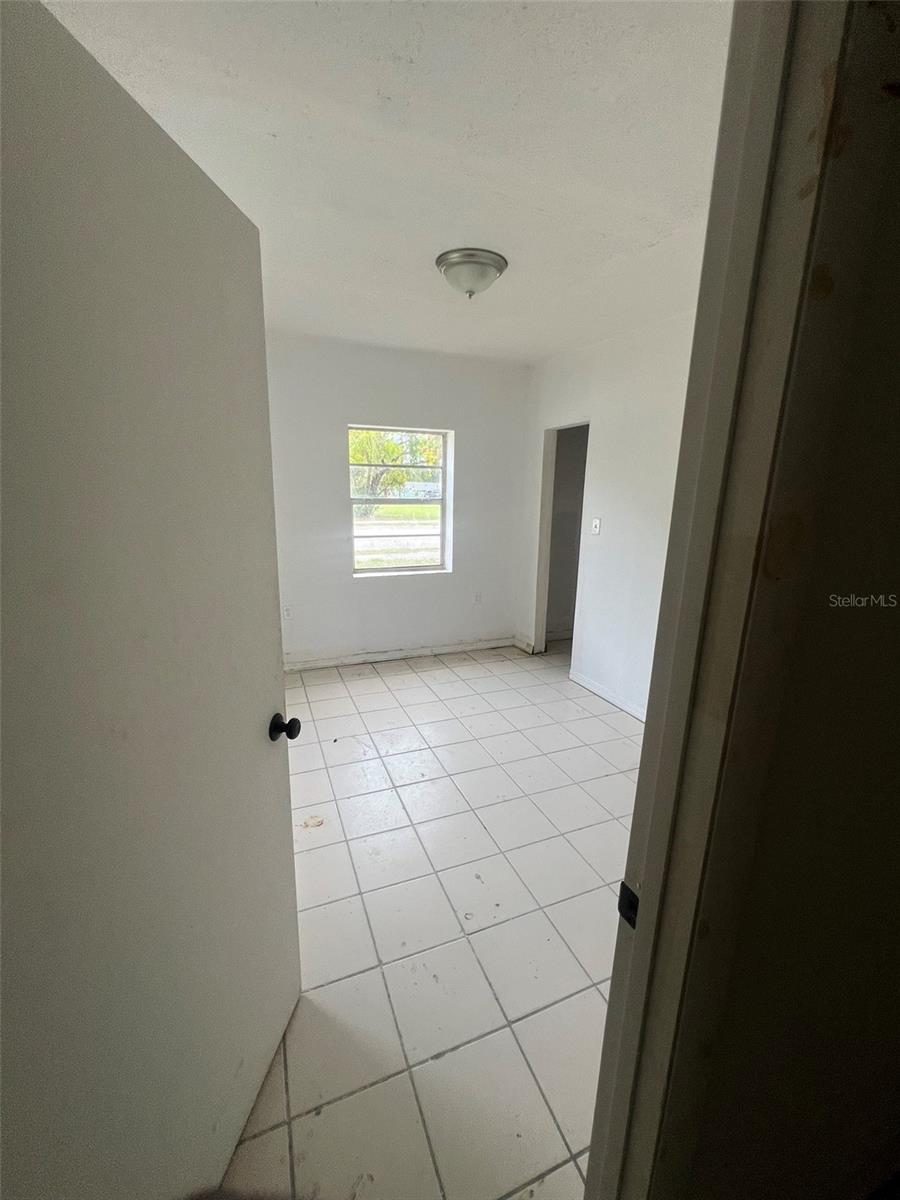 Image 31 of 33 For 2112 Lee Street