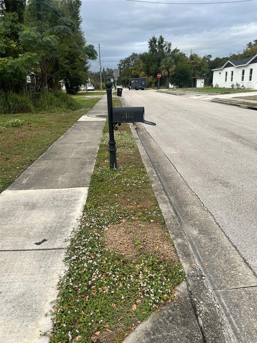 Image 6 of 33 For 2112 Lee Street