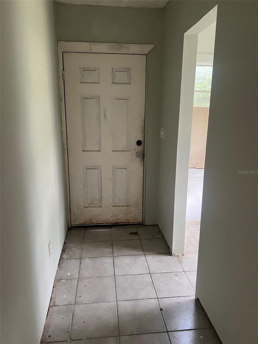 Image 7 of 33 For 2112 Lee Street