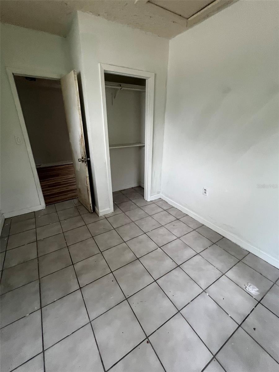 Image 9 of 33 For 2112 Lee Street