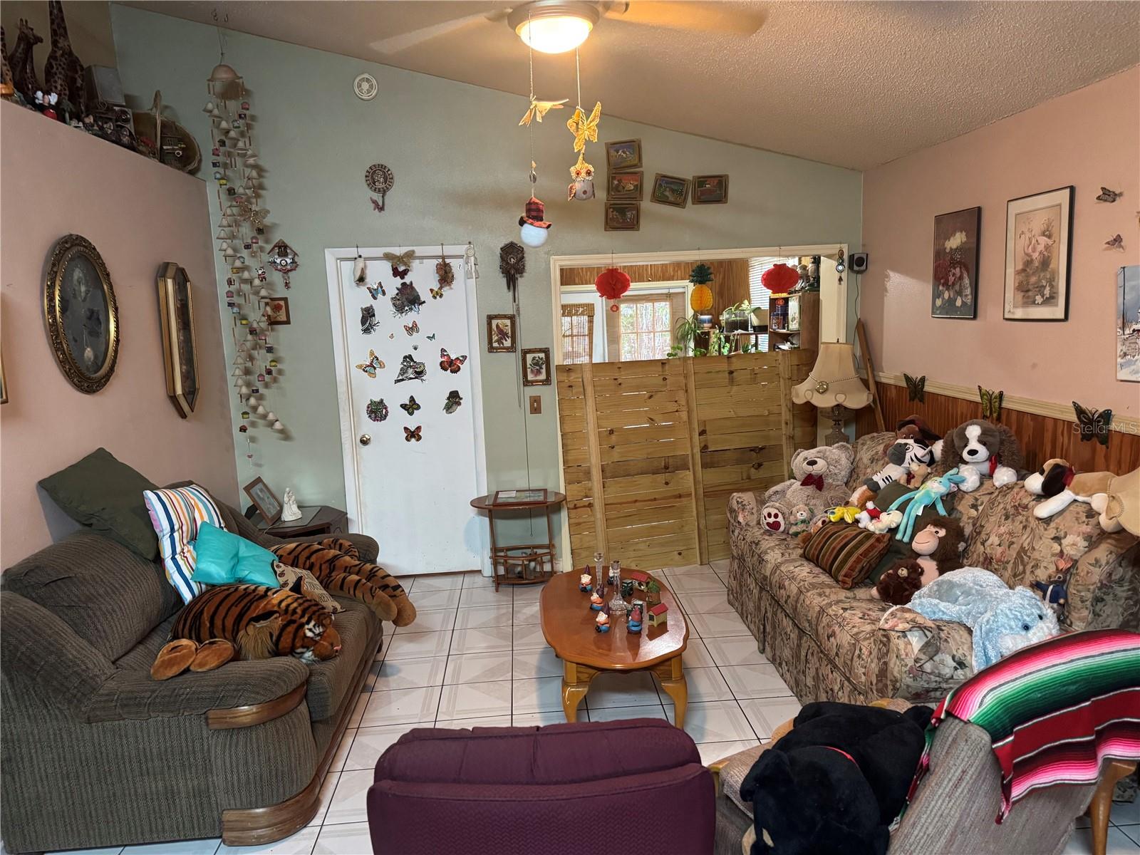 Image 4 of 21 For 5425 Wood Crossing Street