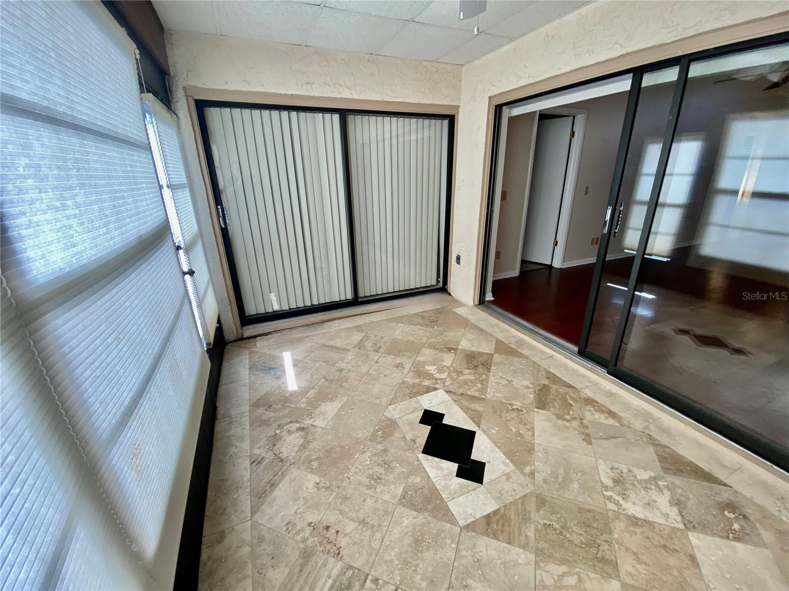 Image 15 of 21 For 1403 Pylewood Street 1403