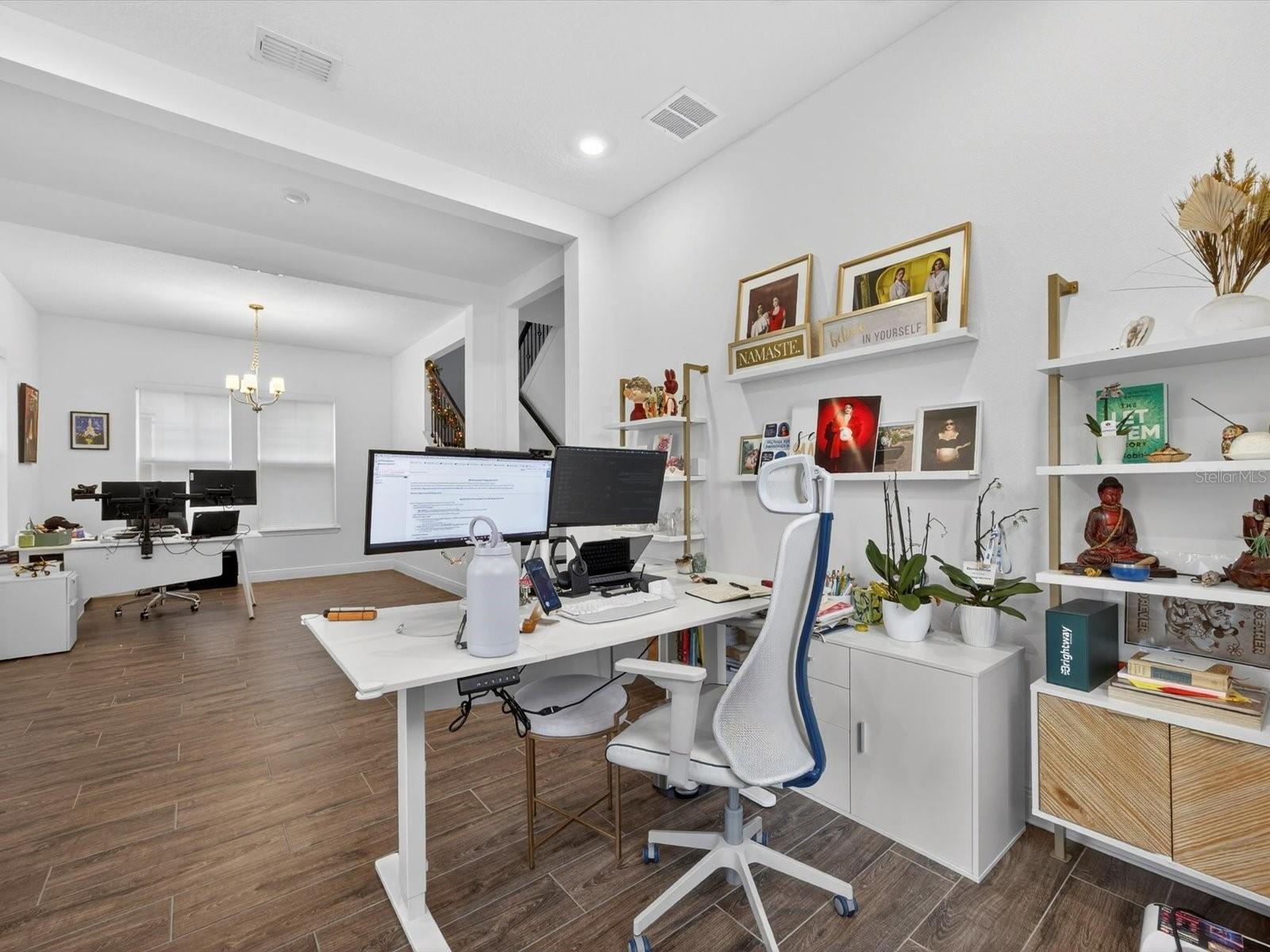 Image 21 of 44 For 9952 Rodbell St