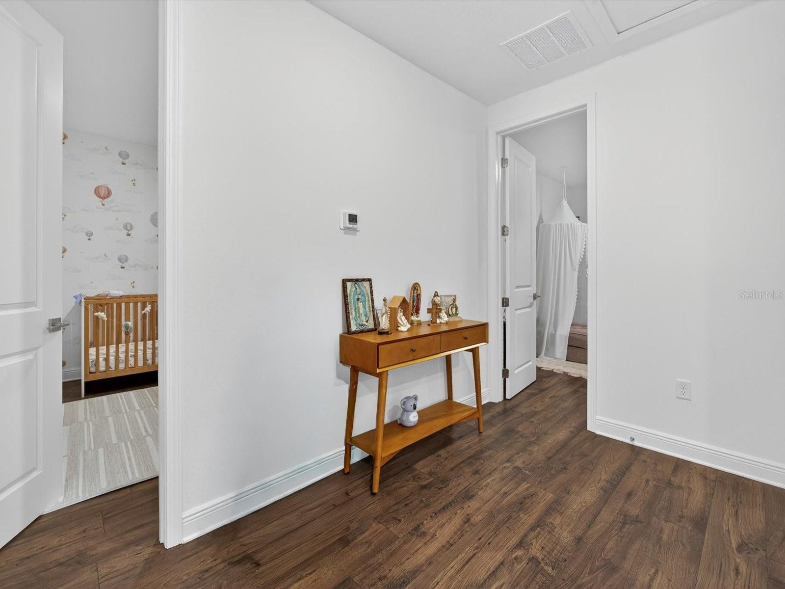 Image 22 of 44 For 9952 Rodbell St