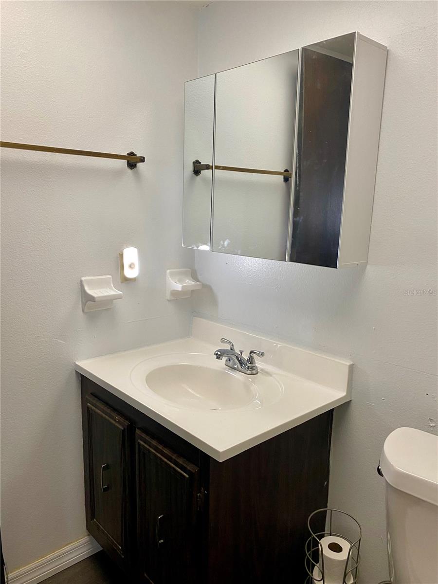 Image 11 of 13 For 4745 Avon Court 71