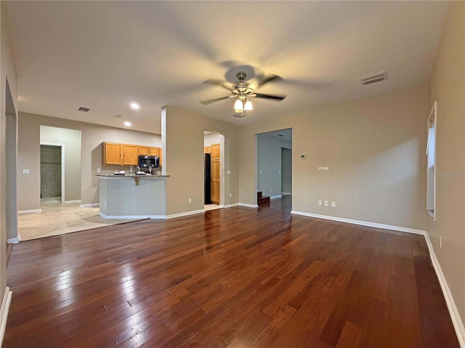 Image 13 of 48 For 14614 Grand Cove Drive