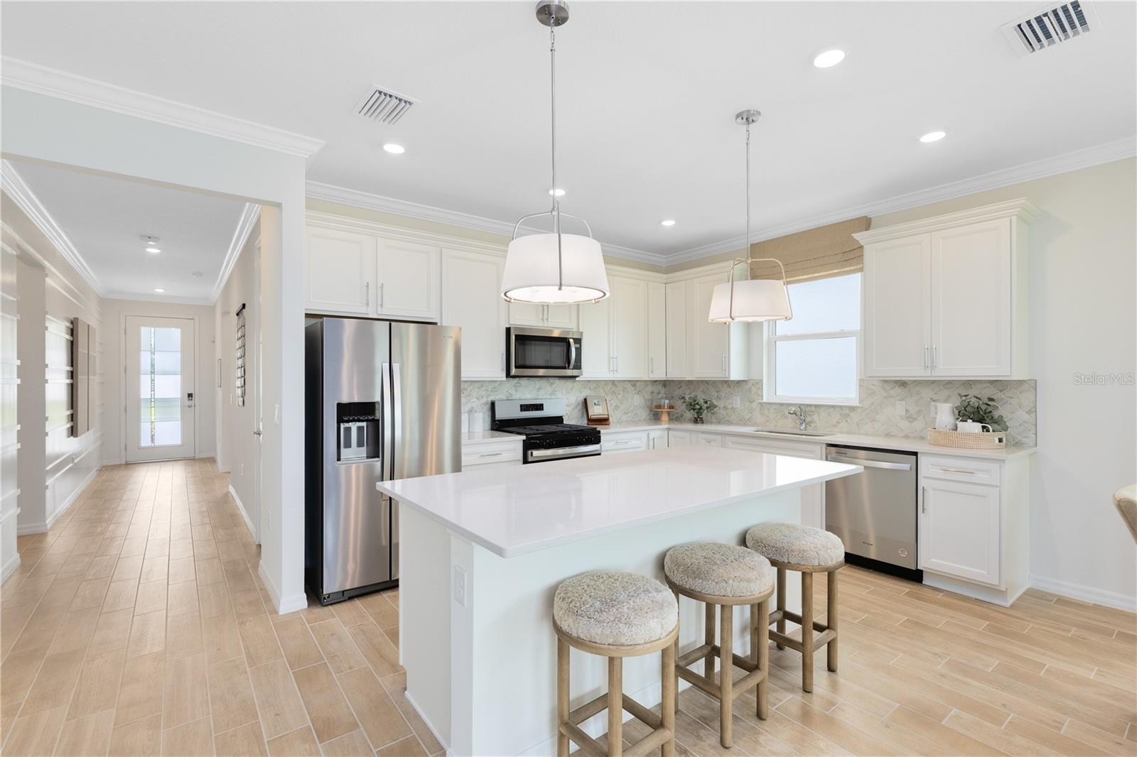 Image 4 of 25 For 5178 Sunnytime Street