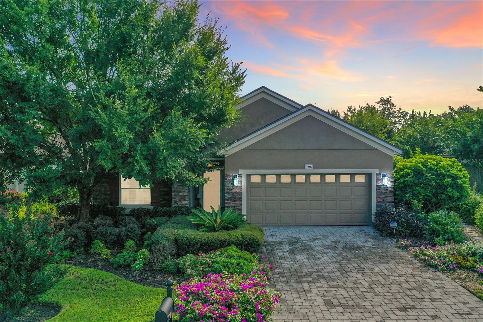 Image 2 of 69 For 798 Battersea Drive