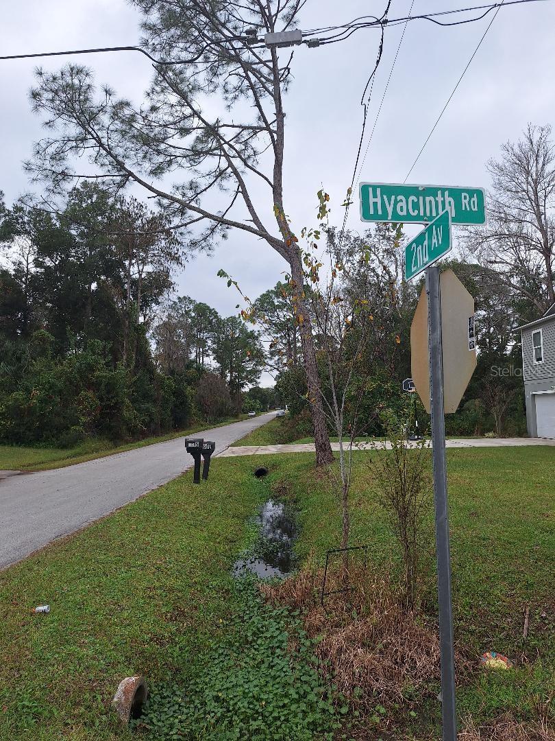 Image 2 of 5 For 1580 2nd Avenue