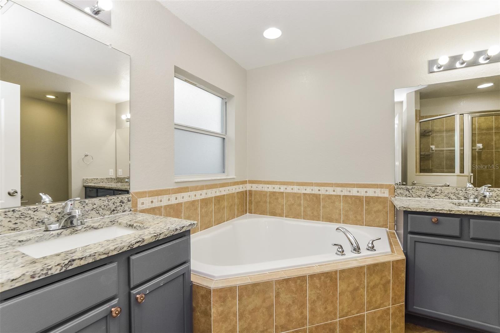 Image 11 of 21 For 1150 High Seas Street