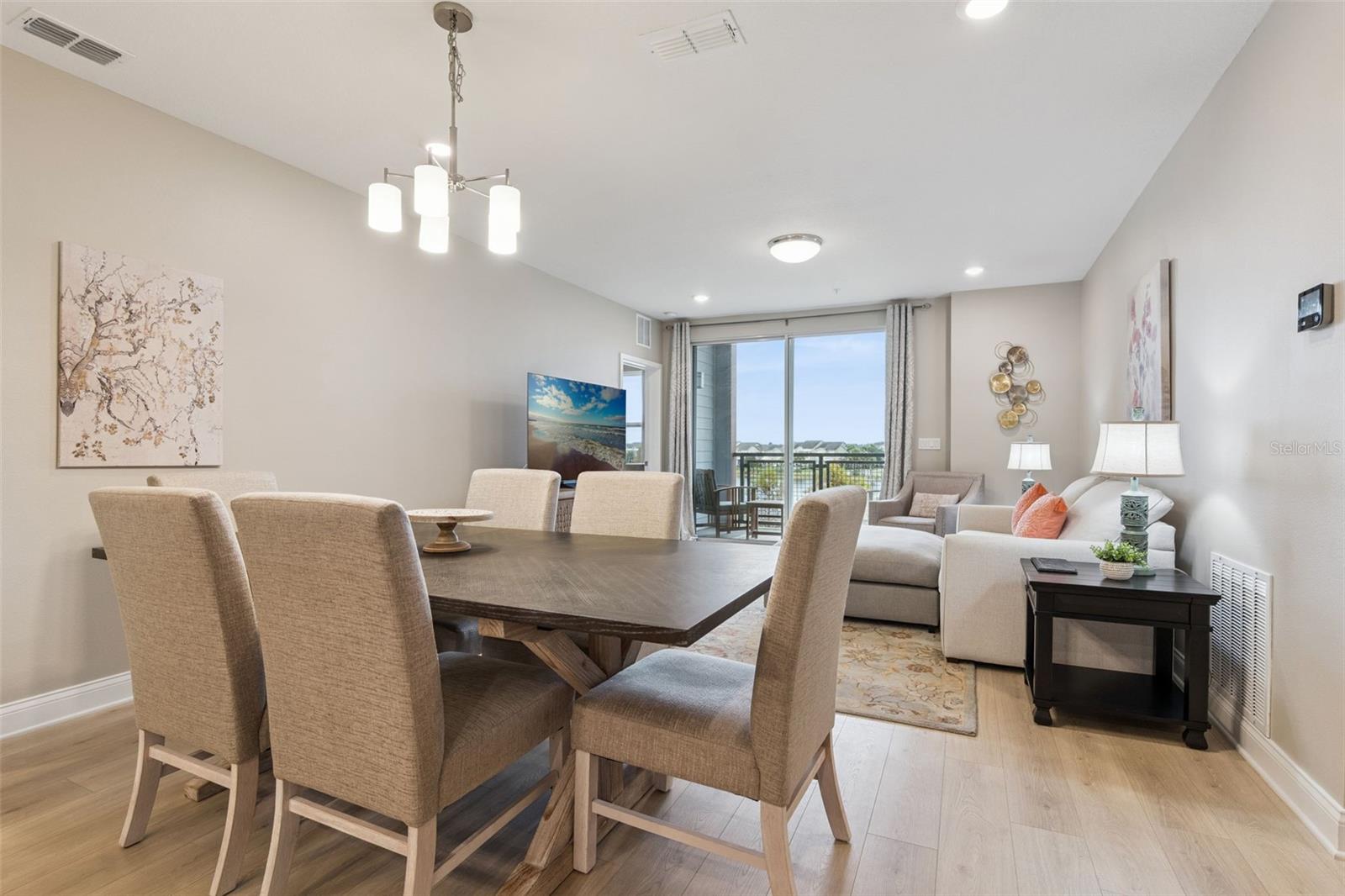 Image 19 of 79 For 7565 Laureate Boulevard 3304