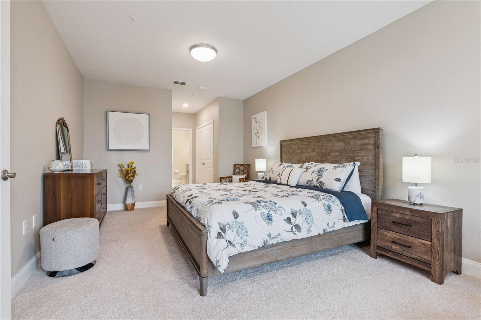 Image 26 of 79 For 7565 Laureate Boulevard 3304