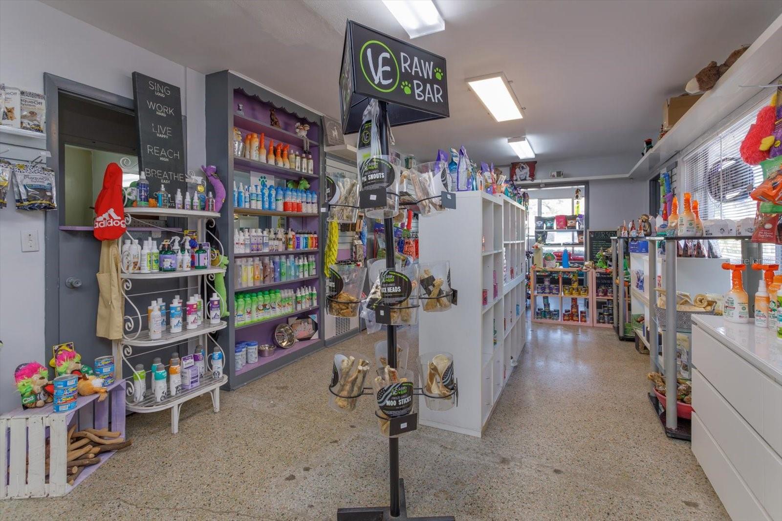 Image 15 of 35 For 1933 Volusia Avenue