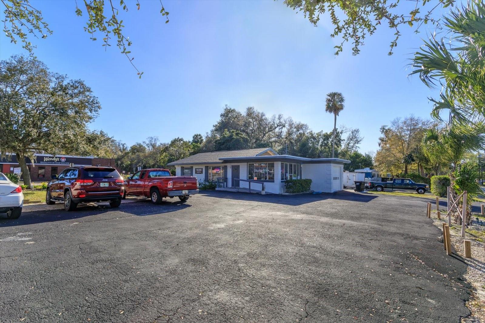 Image 4 of 35 For 1933 Volusia Avenue