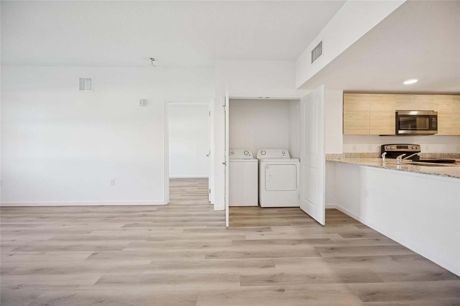 Image 14 of 25 For 1210 Southstation Place 209