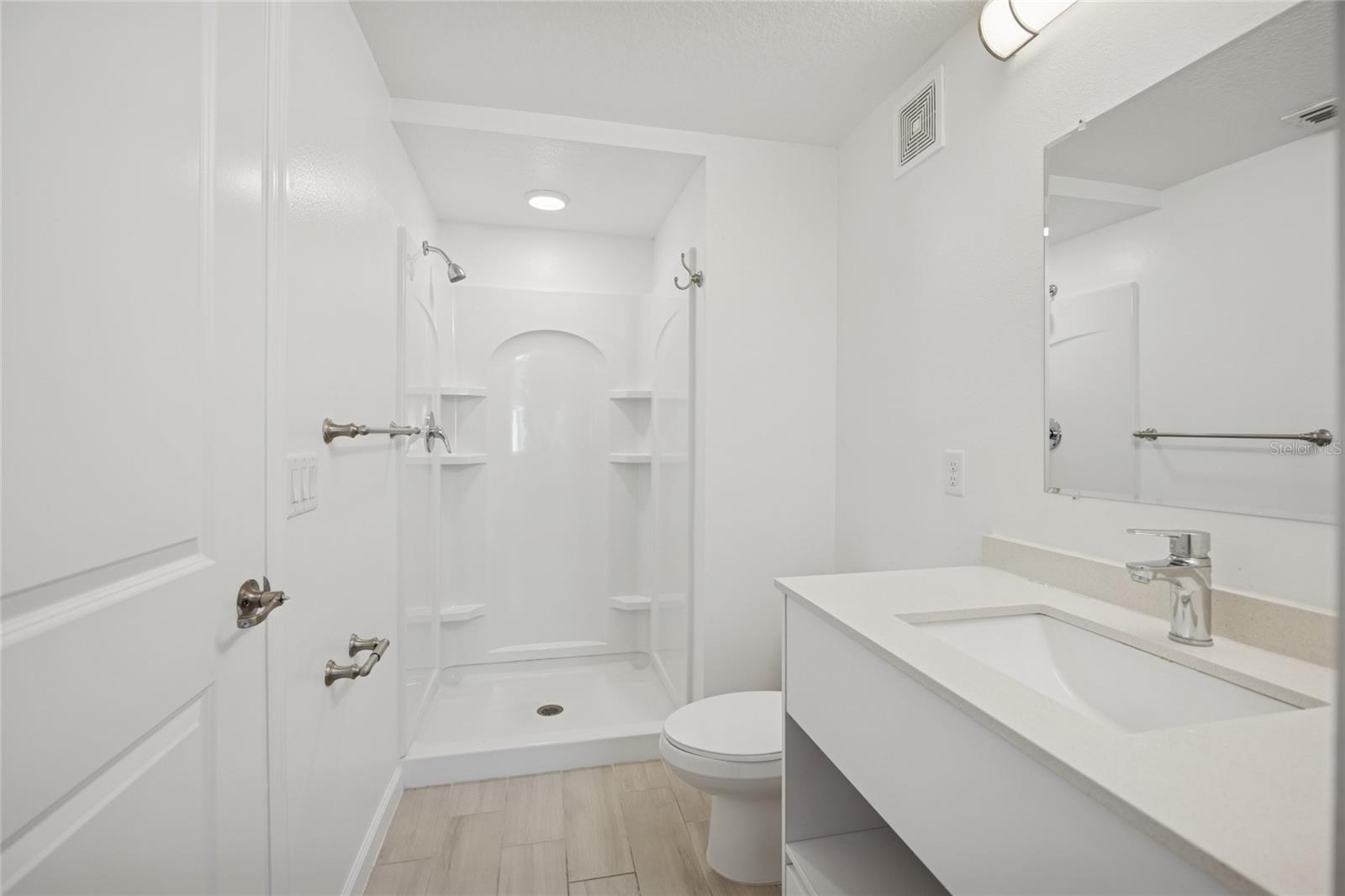 Image 17 of 25 For 1210 Southstation Place 209