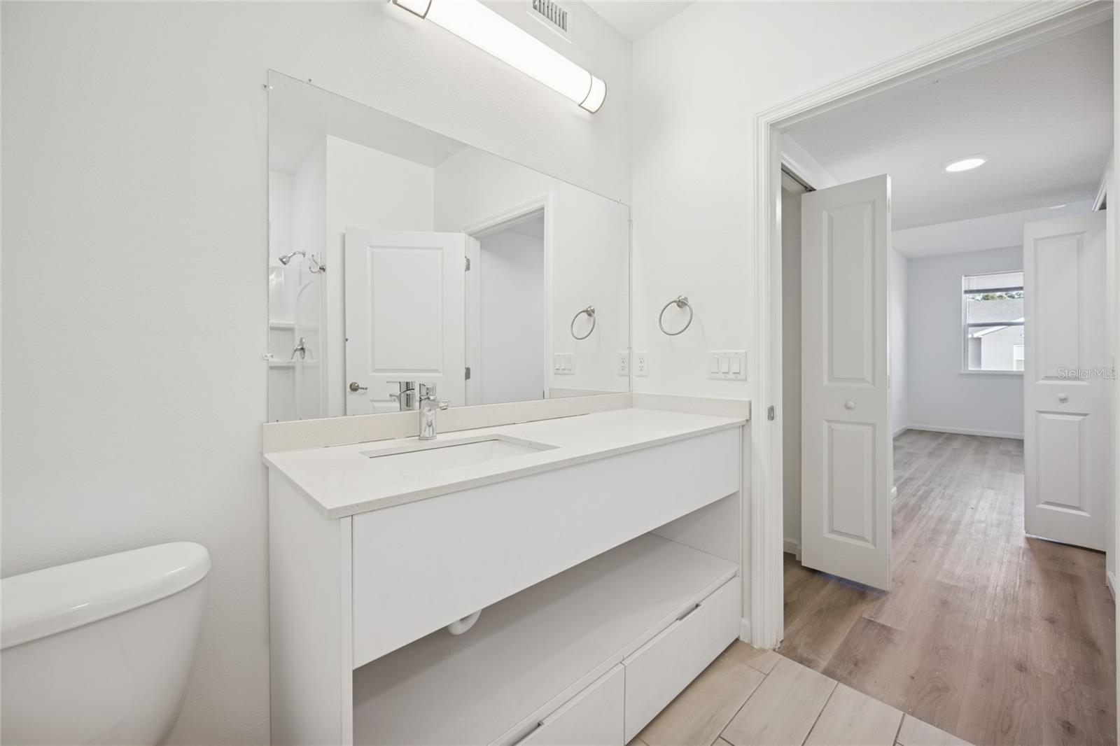 Image 22 of 25 For 1210 Southstation Place 209