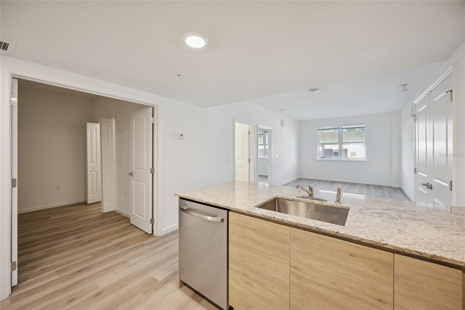 Image 6 of 25 For 1210 Southstation Place 209