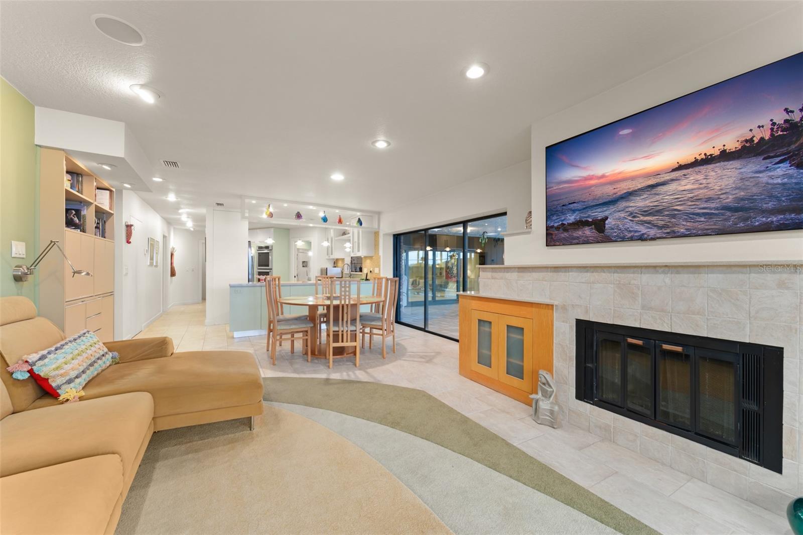 Image 18 of 61 For 150 Spring Cove Trail