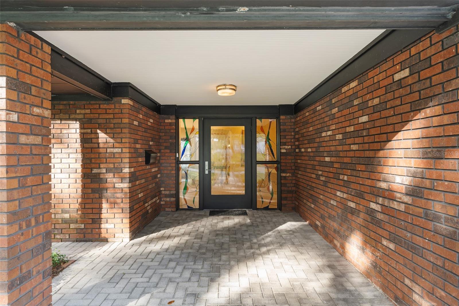 Image 4 of 61 For 150 Spring Cove Trail