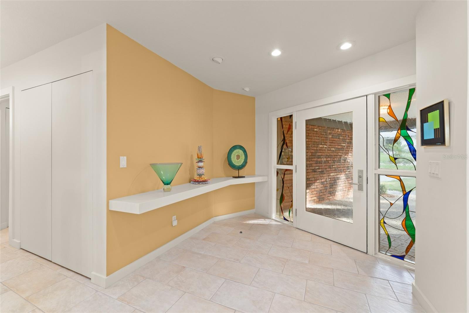 Image 5 of 61 For 150 Spring Cove Trail