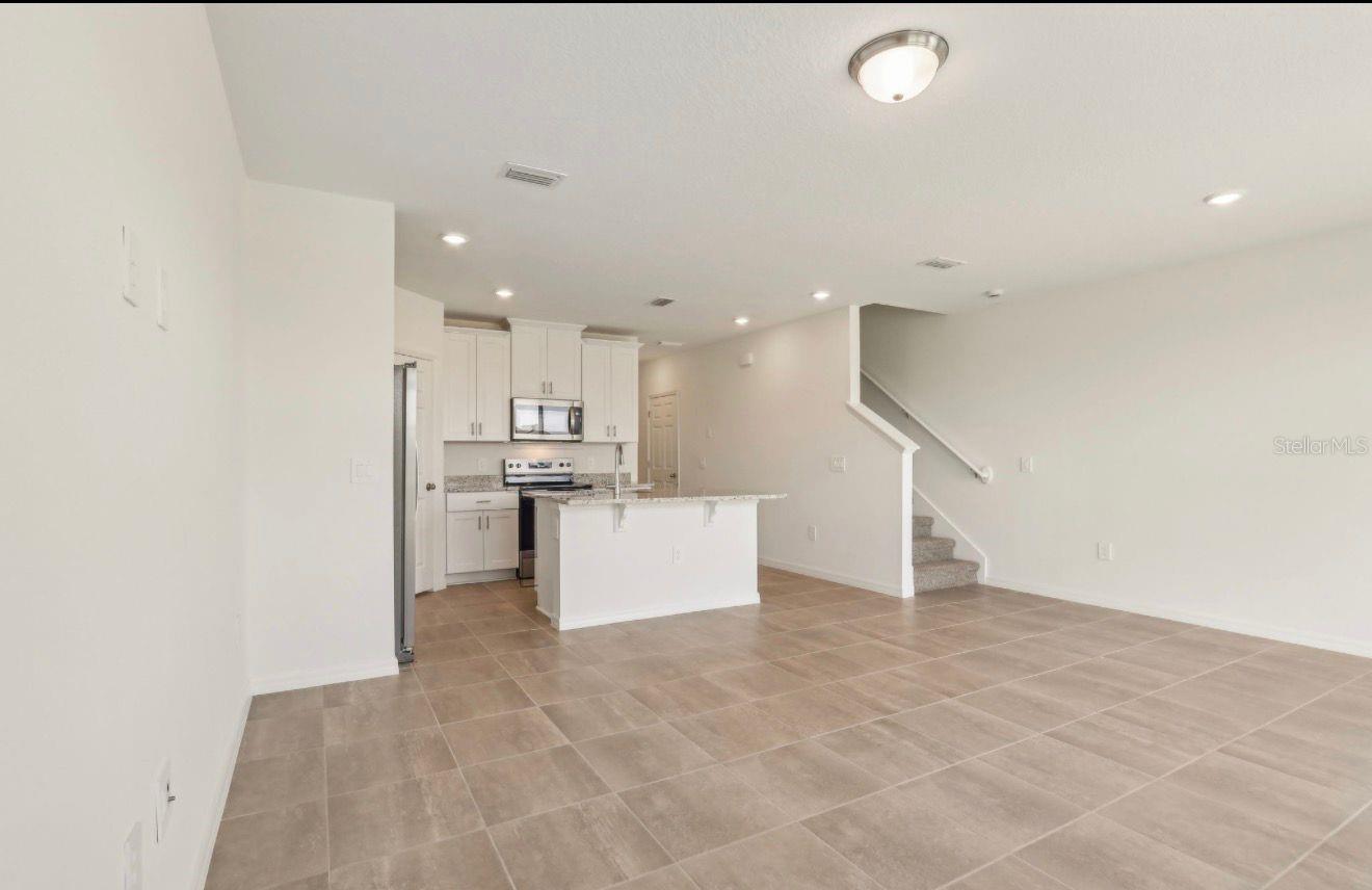 Image 13 of 34 For 16390 Bird Of Paradise Avenue