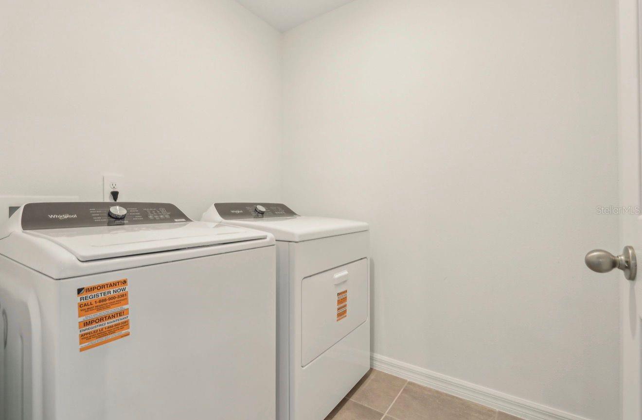 Image 19 of 34 For 16390 Bird Of Paradise Avenue