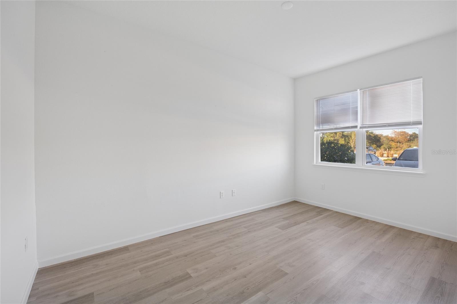 Image 19 of 21 For 1210 Southstation Place 202