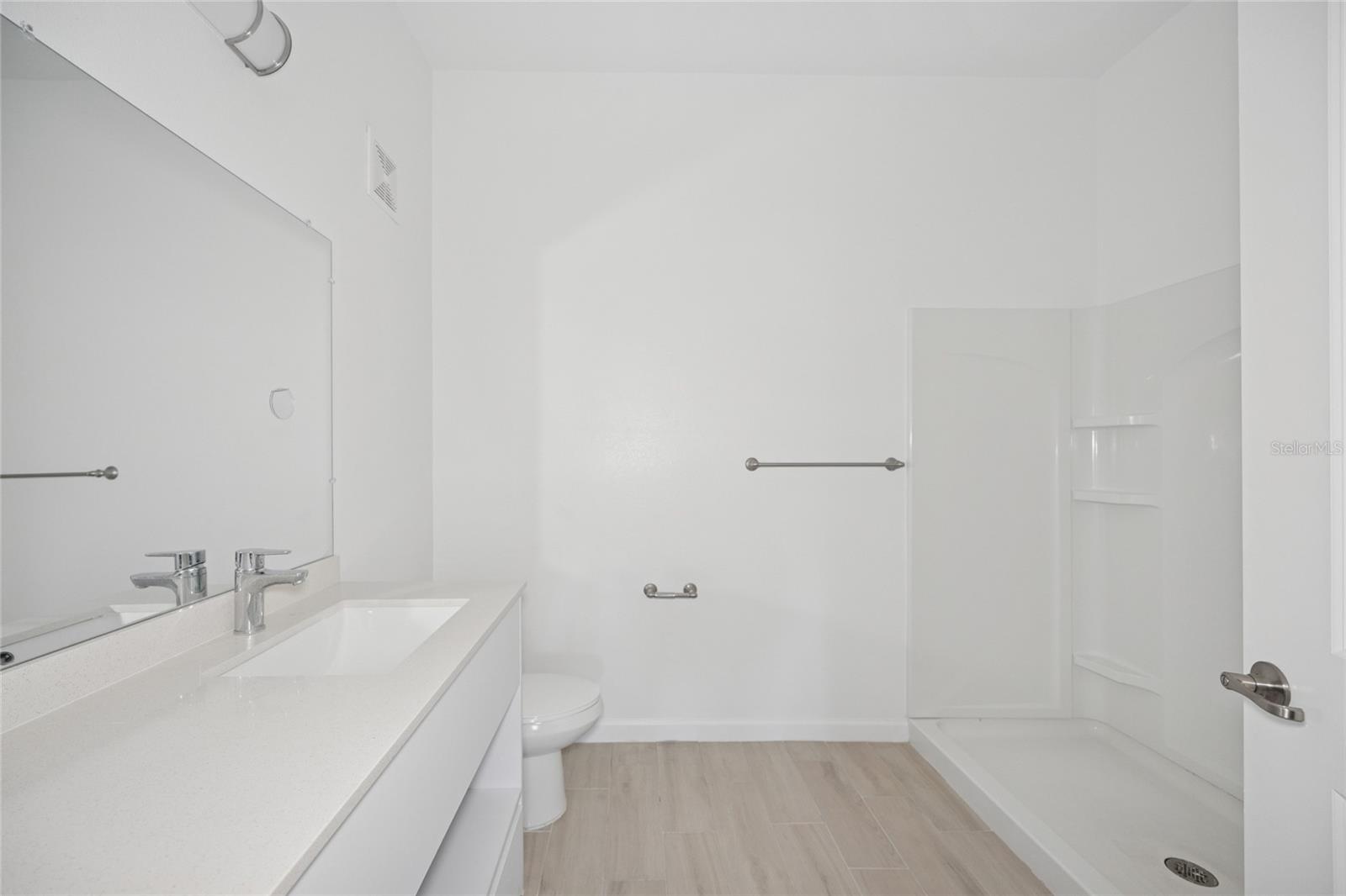 Image 21 of 21 For 1210 Southstation Place 202